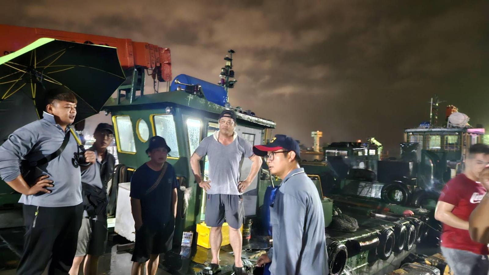 前鎮漁港13漁船颱風斷纜漂航